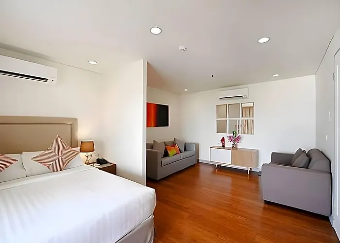 Hotell St 2*